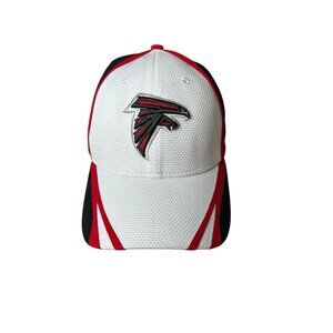 Atlanta Falcons NFL Fitted Baseball Hat New Era 39Thirty Sz L/XL White Black Red